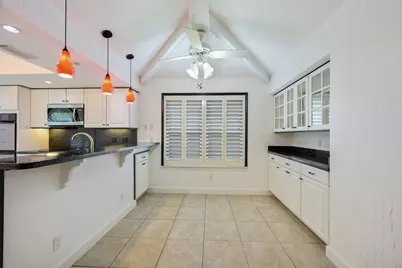 9233 Middle Glen Drive, Dallas, TX 75243 - Photo 7