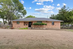 804 Lark Ln, Oak Leaf, TX 75154 - Photo 3