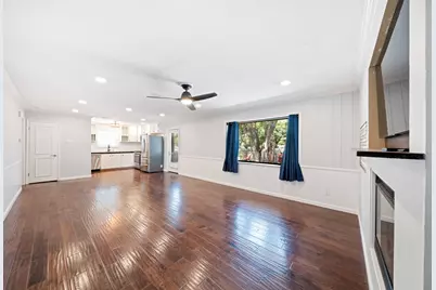 804 Lark Lane, Oak Leaf, TX 75154 - Photo 9