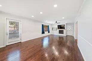 804 Lark Ln, Oak Leaf, TX 75154 - Photo 7