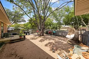 804 Lark Ln, Oak Leaf, TX 75154 - Photo 31
