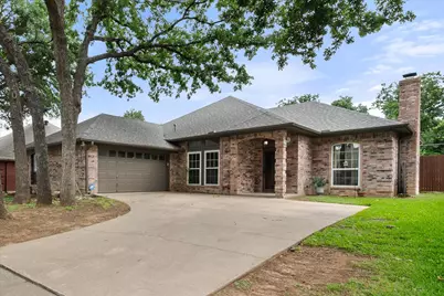 4705 Kensington Court, Arlington, TX 76016 - Photo 1