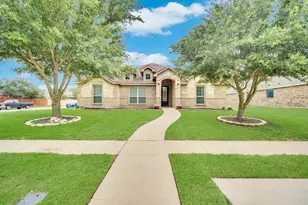 201 Winters Edge Dr, Red Oak, TX 75154 - Photo 1