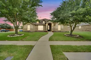 201 Winters Edge Dr, Red Oak, TX 75154 - Photo 5