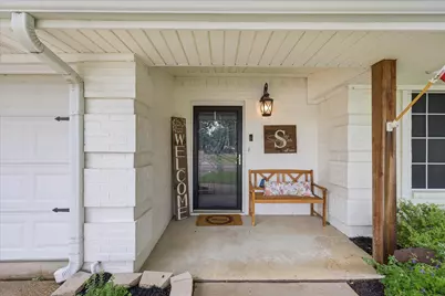 202 Colonial Heights, Sanger, TX 76266 - Photo 3