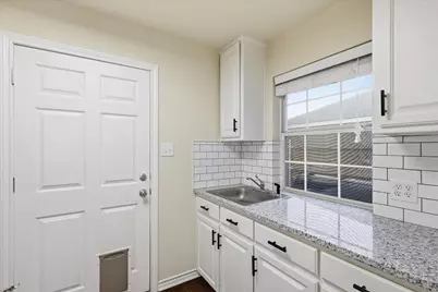 202 Colonial Heights, Sanger, TX 76266 - Photo 11