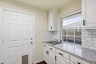 202 Colonial Heights, Sanger, TX 76266 - Photo 11