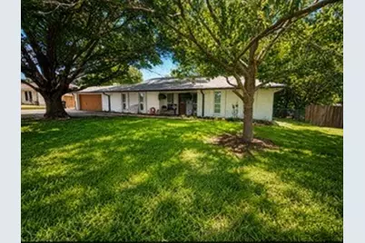 815 S 4th Street, Crandall, TX 75114 - Photo 1
