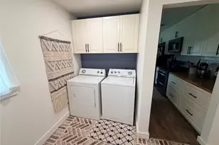 815 S 4th St, Crandall, TX 75114 - Photo 7