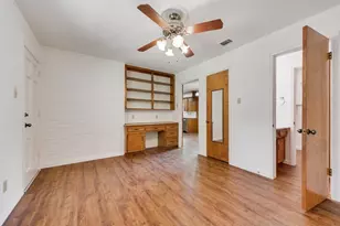 135 S Capri Dr, Duncanville, TX 75116 - Photo 19