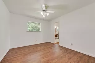 135 S Capri Dr, Duncanville, TX 75116 - Photo 27