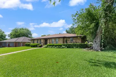 135 S Capri Drive, Duncanville, TX 75116 - Photo 35