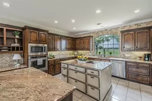 13507 Friendship Rd, Pilot Point, TX 76258 - Photo 13