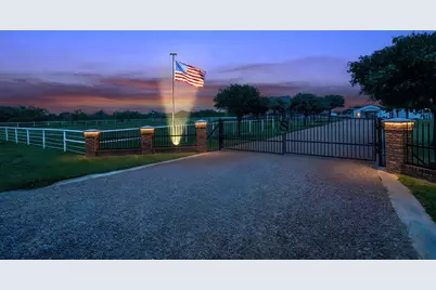 13507 Friendship Road, Pilot Point, TX 76258 - Photo 39