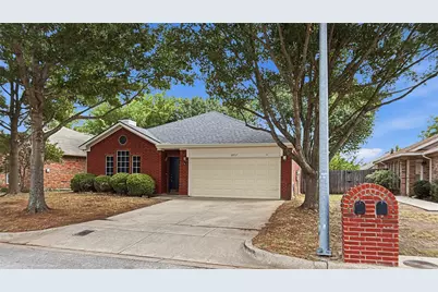 10517 Fossil Hill Drive, Fort Worth, TX 76131 - Photo 3