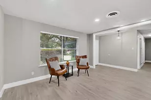 341 Arcadia St, Hurst, TX 76053 - Photo 9