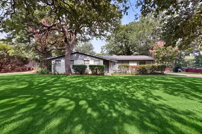 341 Arcadia Street, Hurst, TX 76053 - Photo 3