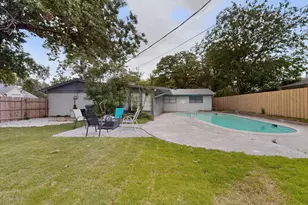 341 Arcadia St, Hurst, TX 76053 - Photo 33