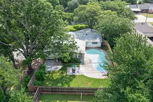 341 Arcadia St, Hurst, TX 76053 - Photo 37