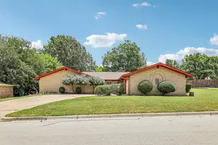 6313 Whitman Ave, Fort Worth, TX 76133 - Photo 1