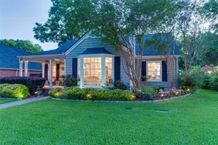 203 N Clay St, Ennis, TX 75119 - Photo 3