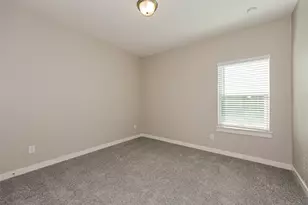3027 Songbird Ln, Garland, TX 75043 - Photo 5