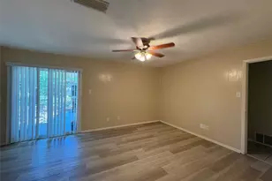 2021 Jacqueline Dr, Denton, TX 76205 - Photo 5