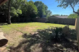 2302 Mercedes Rd, Denton, TX 76205 - Photo 21