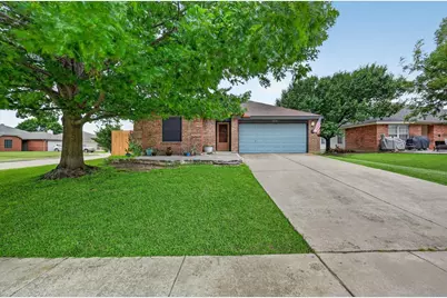 1001 Ridge Top Drive, Burleson, TX 76028 - Photo 1