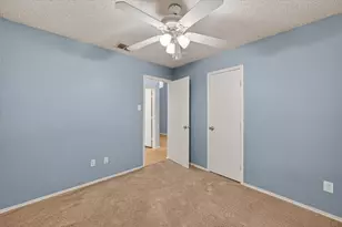 1001 Ridge Top Dr, Burleson, TX 76028 - Photo 17