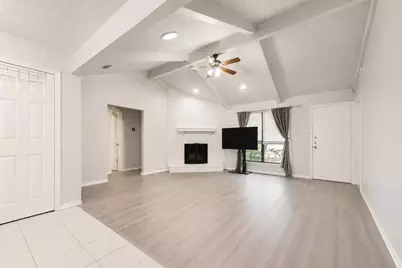 915 Freestone Drive, Arlington, TX 76017 - Photo 9