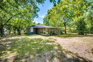 504 John Arden Dr, Waxahachie, TX 75165 - Photo 29