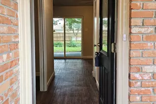 102 Cherokee Ct, Waxahachie, TX 75165 - Photo 3