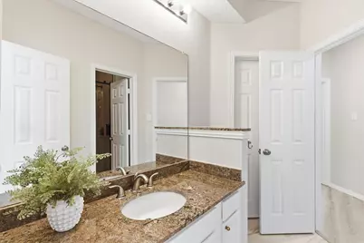 9813 Cliffside Drive, Irving, TX 75063 - Photo 21