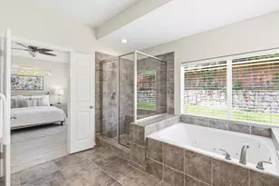 9813 Cliffside Dr, Irving, TX 75063 - Photo 15