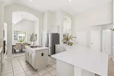 9813 Cliffside Drive, Irving, TX 75063 - Photo 5