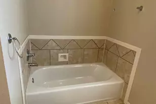 300 E Main St, Lancaster, TX 75146 - Photo 21