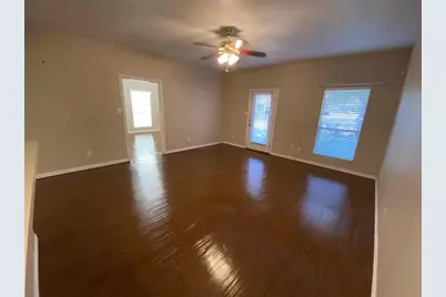 300 E Main Street, Lancaster, TX 75146 - Photo 13