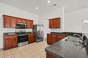 516 Bent Oak Dr, Fort Worth, TX 76131 - Photo 5