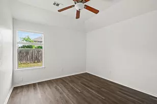 516 Bent Oak Dr, Fort Worth, TX 76131 - Photo 13