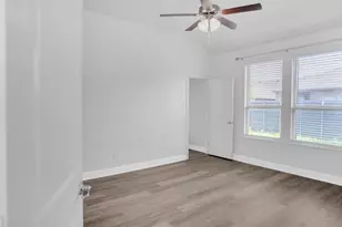 1520 Summit View Ln, Little Elm, TX 76227 - Photo 21