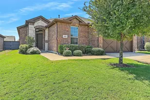 1520 Summit View Ln, Little Elm, TX 76227 - Photo 1
