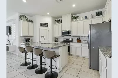 1520 Summit View Lane, Little Elm, TX 76227 - Photo 9