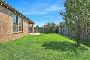 1520 Summit View Ln, Little Elm, TX 76227 - Photo 27
