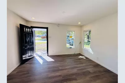 2762 Beverly Hills Drive, Sansom Park, TX 76114 - Photo 7