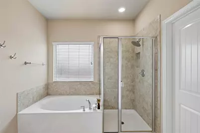 300 Delgany Trail, Fort Worth, TX 76052 - Photo 19