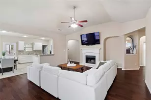 300 Delgany Trail, Fort Worth, TX 76052 - Photo 7