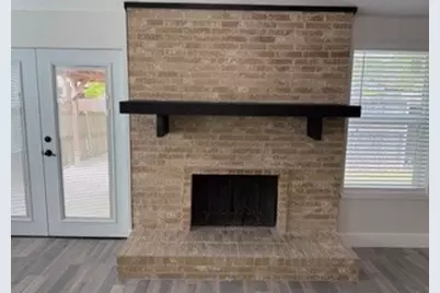 4907 Rollingwood Court, Garland, TX 75043 - Photo 5