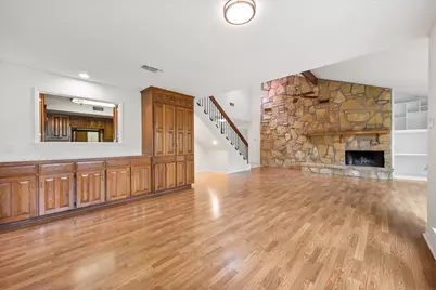 2801 Oak Trail Court, Dalworthington Gardens, TX 76016 - Photo 9