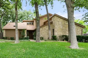 2801 Oak Trail Ct, Dalworthington Gardens, TX 76016 - Photo 1